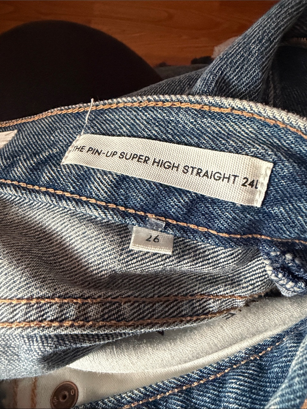 Denim Forum Women’s Washed Blue Slim Straight Jeans - Picture 8 of 8
